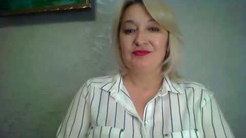 Snapshot of arielxloveresss chatting on 05.31.26 ArielXLoveresss online show from 05.31.26