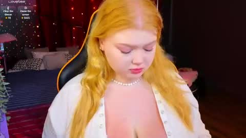 Snapshot of ariettaheart chatting on 06.19.26 Adele online show from 06.19.26