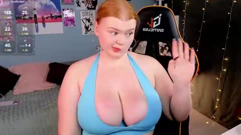 Snapshot of ariettaheart chatting on 07.07.26 Adele online show from 07.07.26