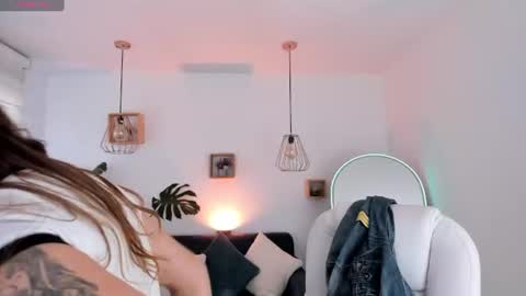 Ari  online show from 06.23.26