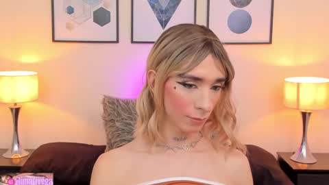   Nice to meet you  thumb up me please its important I  LOOK MY BIO DOWN online show from 02.25.25