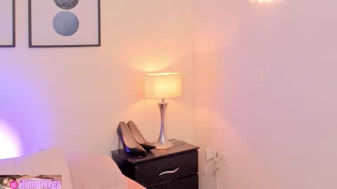   Nice to meet you  thumb up me please its important I  LOOK MY BIO DOWN online show from 10.26.25