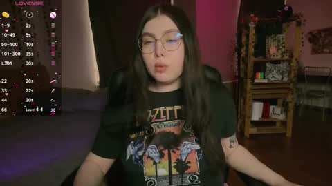 Astrid online show from 04.05.26