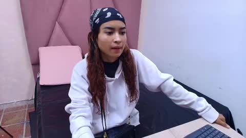 Snapshot of arleth_1 chatting on 02.20.25 Arleth online show from 02.20.25