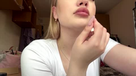 Snapshot of arlettaeavey chatting on 05.25.26 Kate online show from 05.25.26