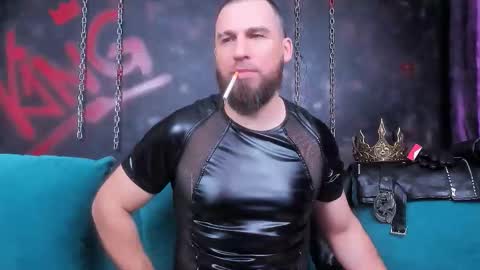 Armando online show from 11.17.25