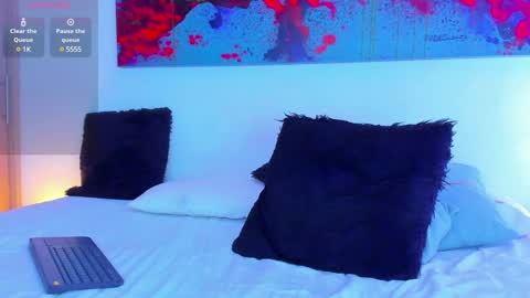   online show from 02.09.25