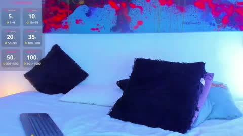   online show from 03.11.25