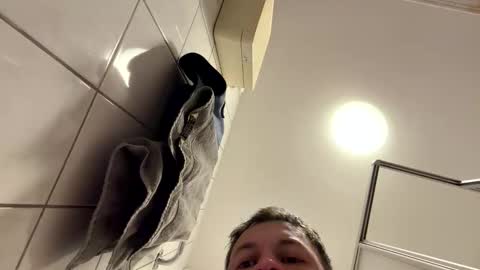 armyskater32 online show from 04.08.26