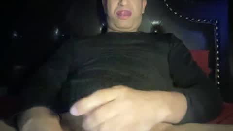 Snapshot of arnie774u chatting on 01.12.25 arnie774u online show from 01.12.25