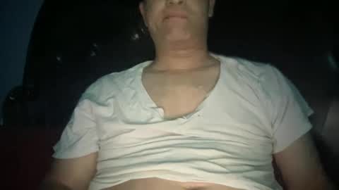 Snapshot of arnie774u chatting on 09.10.25 arnie774u online show from 09.10.25