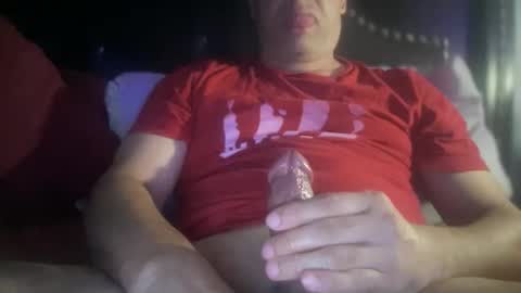 Snapshot of arnie774u chatting on 10.27.25 arnie774u online show from 10.27.25