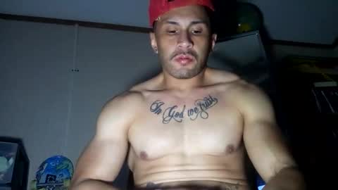 Snapshot of aroddriguezz2020 chatting on 10.14.25 aroddriguezz2020 online show from 10.14.25