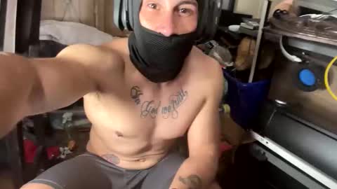 Snapshot of aroddriguezz2020 chatting on 01.19.26 aroddriguezz2020 online show from 01.19.26