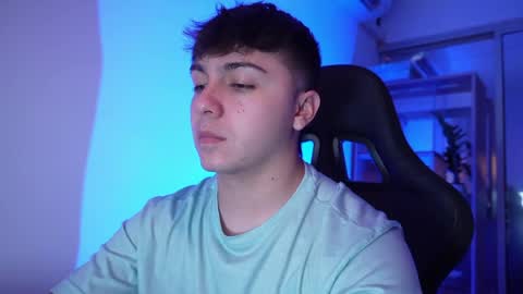 aron__cooper online show from 04.08.26