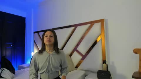 Snapshot of aron_cruz12 chatting on 05.19.26 Aron cruz online show from 05.19.26