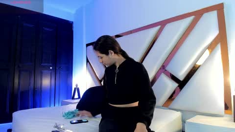 Snapshot of aron_cruz12 chatting on 05.30.26 Aron cruz online show from 05.30.26