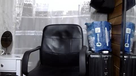 Aron G Franco online show from 10.23.25