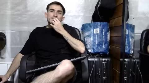 Aron G Franco online show from 11.04.25