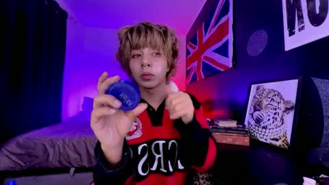 Aaron  online show from 06.11.26