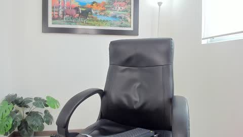   online show from 01.10.25