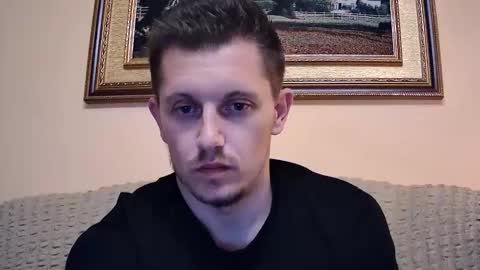 Snapshot of arromwilliam90 chatting on 11.15.25 arromwilliam90 online show from 11.15.25