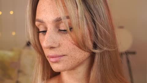 Snapshot of artease chatting on 12.14.24 Arti Next Streams - online show from 12.14.24