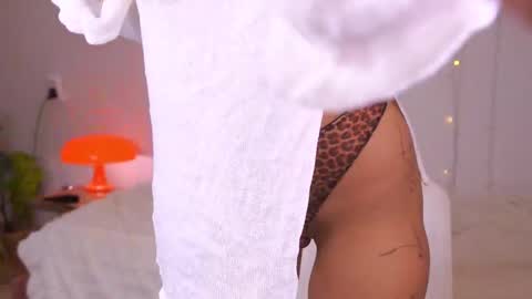 Snapshot of artease chatting on 09.20.25 Arti Next Streams - online show from 09.20.25