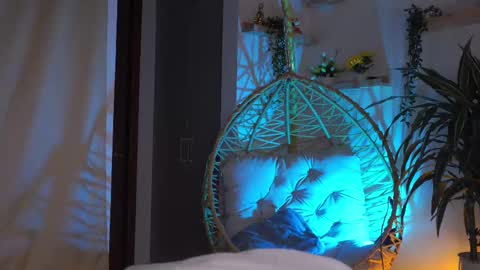 Snapshot of artemia_ chatting on 02.13.25 Amanda online show from 02.13.25