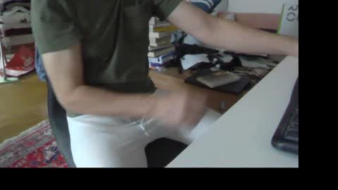 Snapshot of artesian99 chatting on 05.16.26 artesian99 online show from 05.16.26