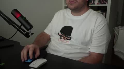 Snapshot of arthur_from_cumalot chatting on 07.30.26 Arthur online show from 07.30.26