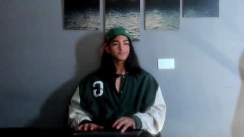 Snapshot of arthur_hunter chatting on 01.23.25 I AM HERE online show from 01.23.25