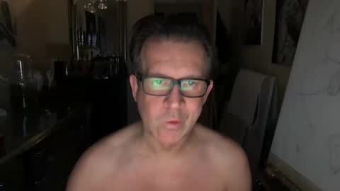 artisterotic online show from 01.07.25