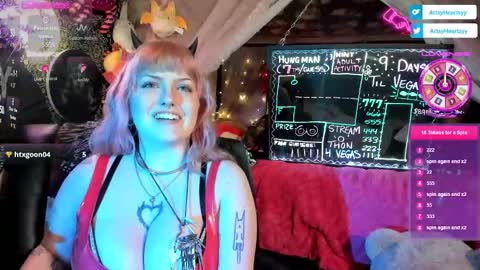 ArtsyHeartsyy online show from 03.06.26