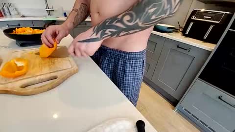 Ash online show from 09.18.25