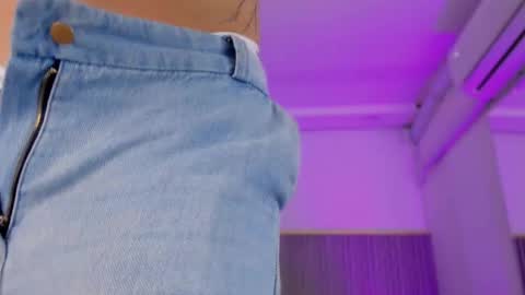 ash_valentine online show from 03.03.26