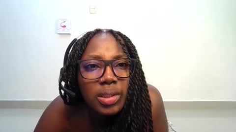 Snapshot of ashaichious chatting on 06.08.26 Ebonie Rose online show from 06.08.26