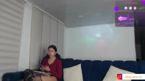 Ashley And Ryan  online show from 09.17.25