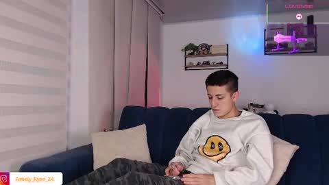 Snapshot of ashely_ryan24 chatting on 07.11.26 Ashley And Ryan online show from 07.11.26