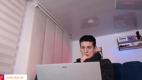 Snapshot of ashely_ryan24 chatting on 07.22.26 Ashley And Ryan online show from 07.22.26