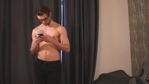 Jerk Machine online show from 04.15.26