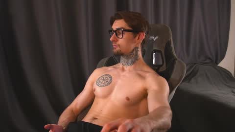 Snapshot of asher_88 chatting on 04.22.26 Jerk Machine online show from 04.22.26