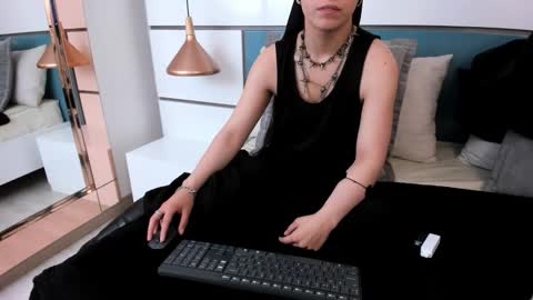 Ashkoreh online show from 03.12.26