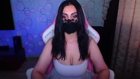   Yasmina   online show from 11.09.25