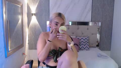 ashley__tylor online show from 06.11.26