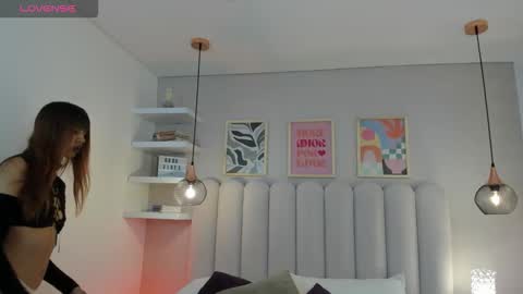 Ashley online show from 09.17.25