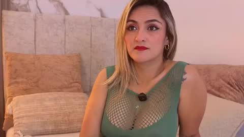 Snapshot of ashley_ruiz_ chatting on 02.16.26 Camila online show from 02.16.26