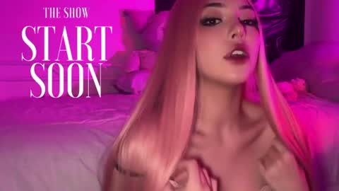 Ashlee Boox   online show from 07.03.26