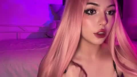 Ashlee Boox   online show from 07.10.26