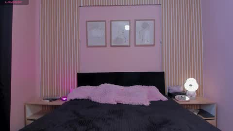 ashleycooper_2 online show from 11.14.25